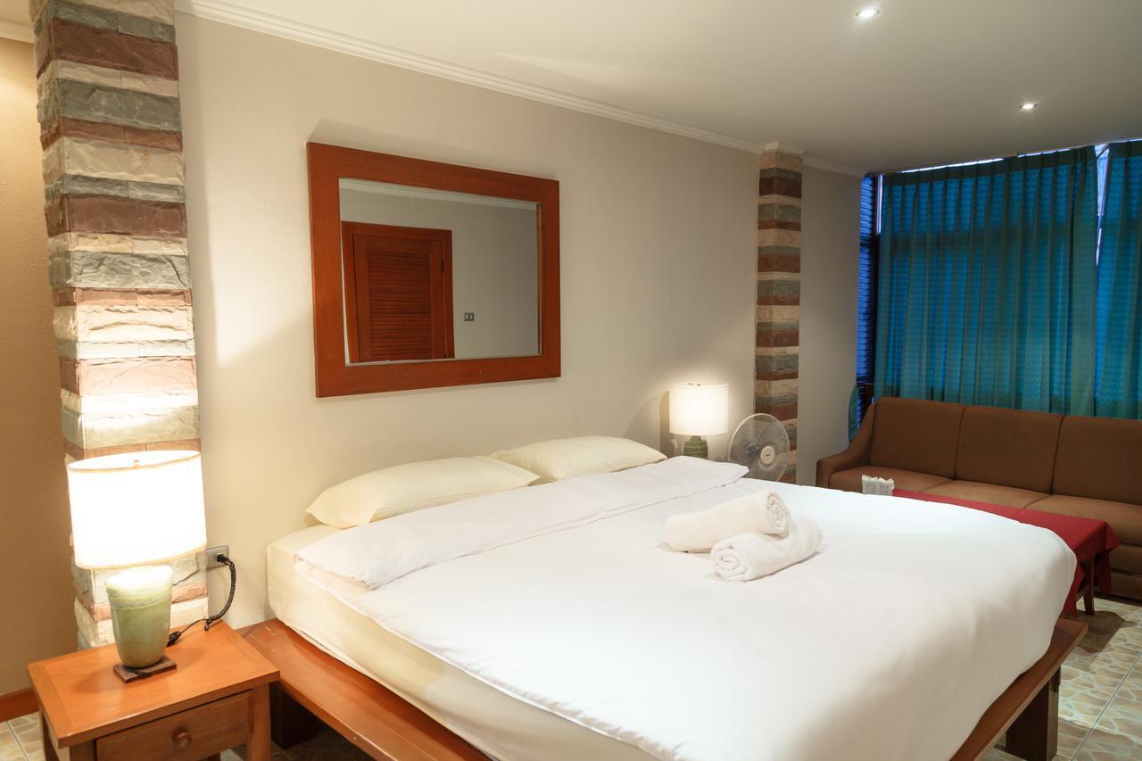 Avenue Beach Hotel Jomtien Beach Exterior foto